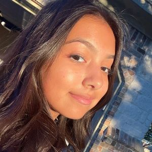 Meet your Posher, Sarai